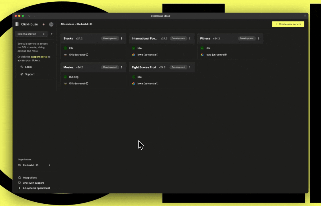 Анимация, показывающая новый интерфейс консоли ClickHouse Cloud со встроенным SQL-редактором и функциями управления